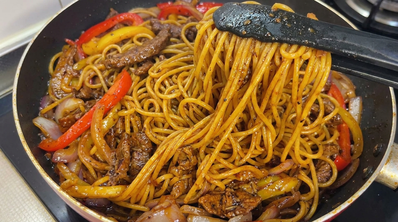 黒胡椒香る牛肉の本格パスタ（ブラックペッパー・ビーフスパゲッティ）